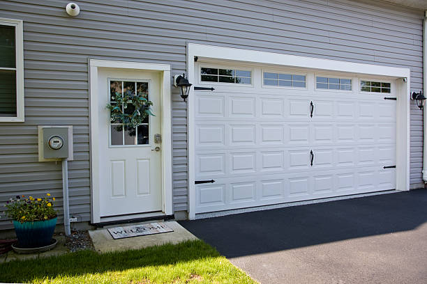 24/7 Emergency Garage Door Panel Replacement experts in St. George, SC
